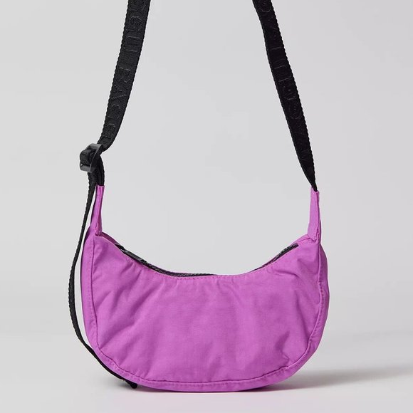 NWT Baggu Mini Crescent Bag - Extra Pink - Picture 4 of 6